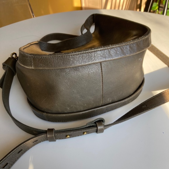 Madewell Dark Olive Leather Shoulder Bag - Picture 6 of 6